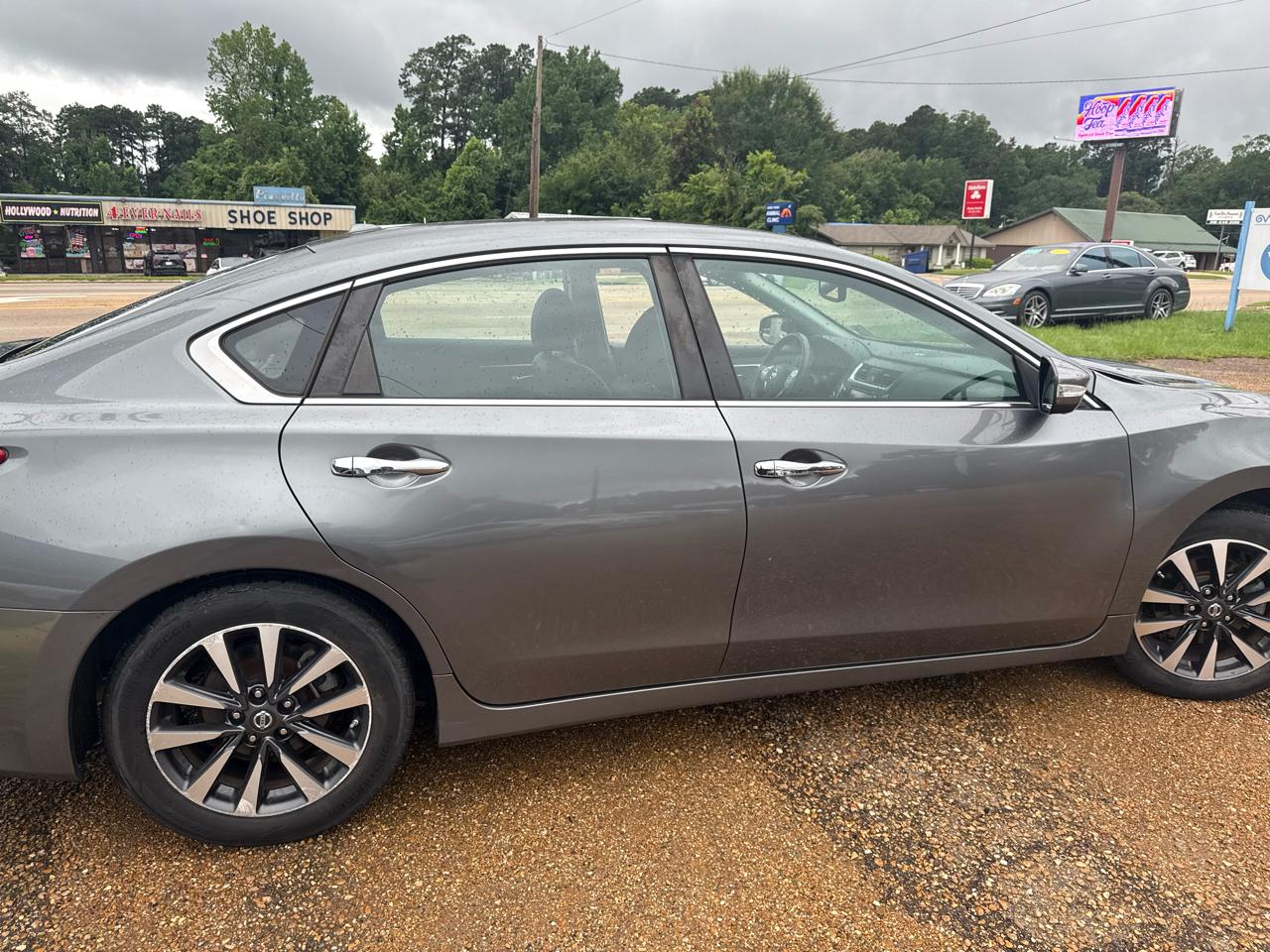 Nissan Altima 2.5 SR 2016