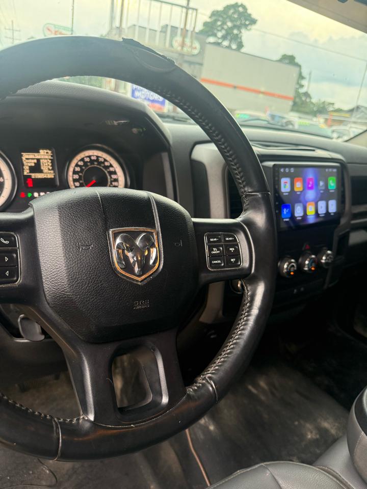 RAM 1500 2WD Crew Cab 140.5" Tradesman 2017