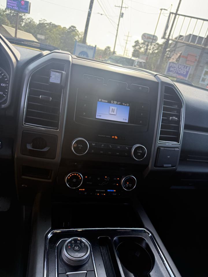 Ford Expedition MAX XLT 4WD 2018