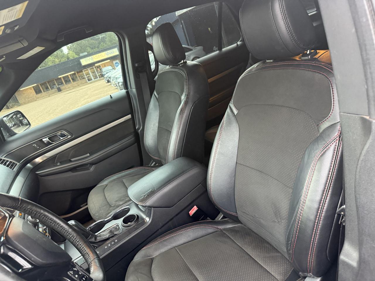 Ford Explorer XLT FWD 2018