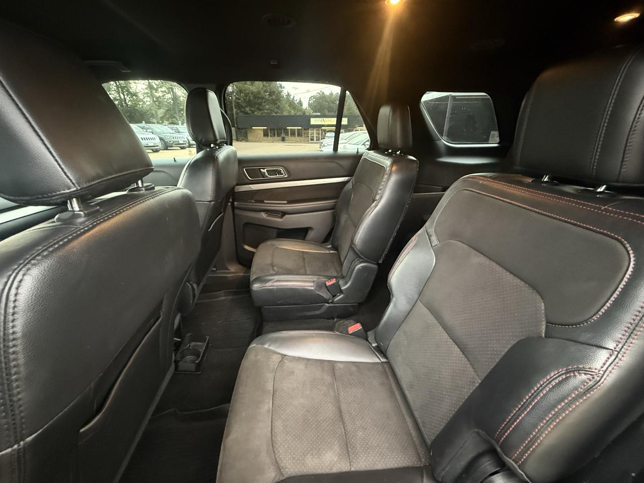 Ford Explorer XLT FWD 2018