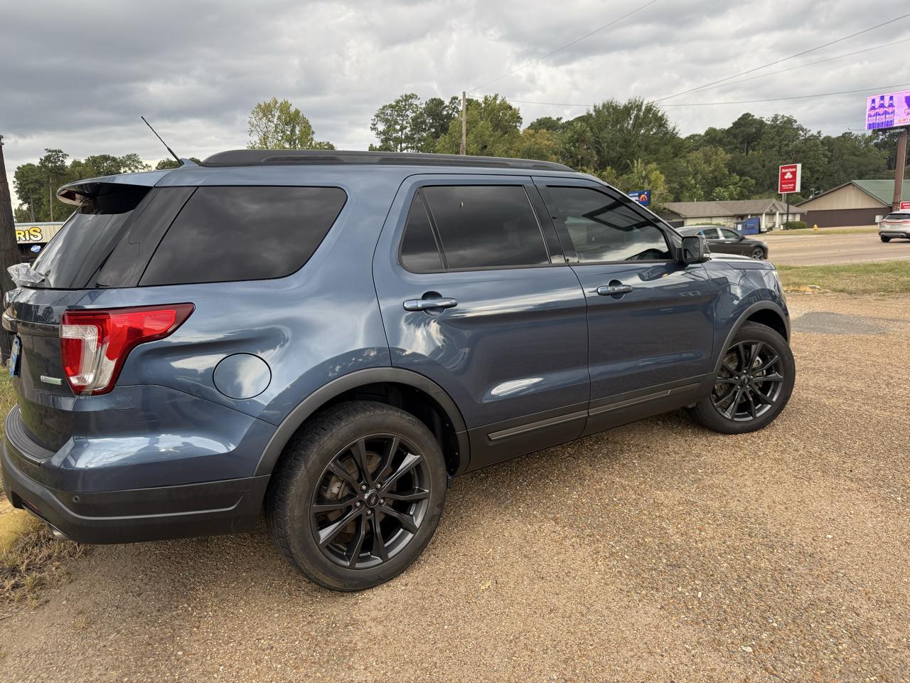 Ford Explorer XLT FWD 2018