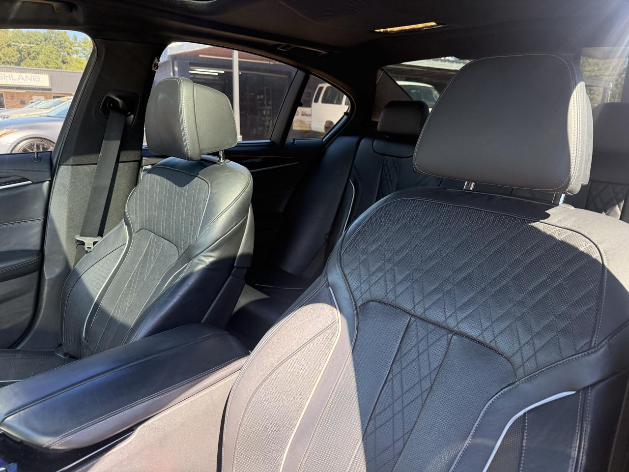 BMW 5-Series 540i 2017