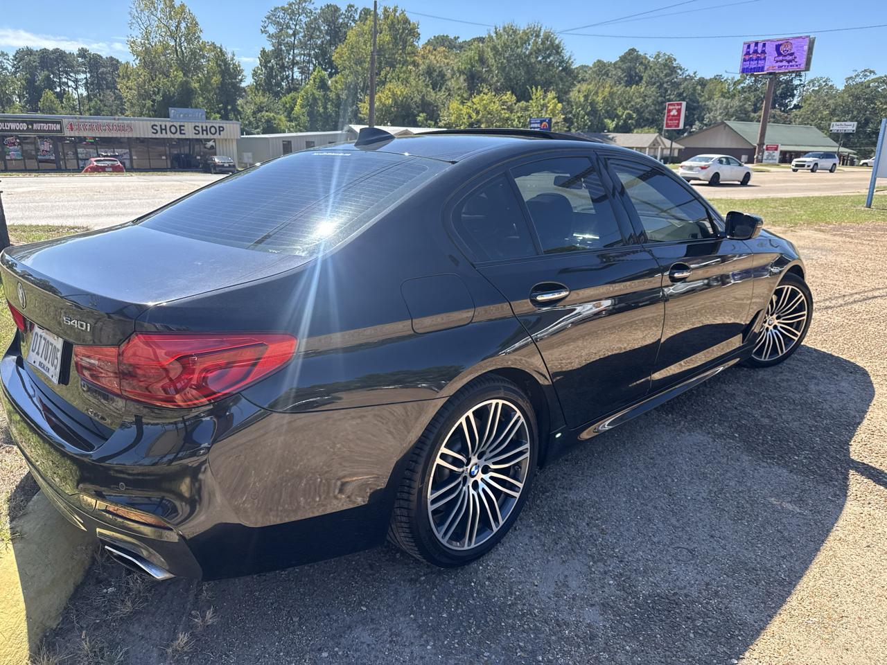 BMW 5-Series 540i 2017