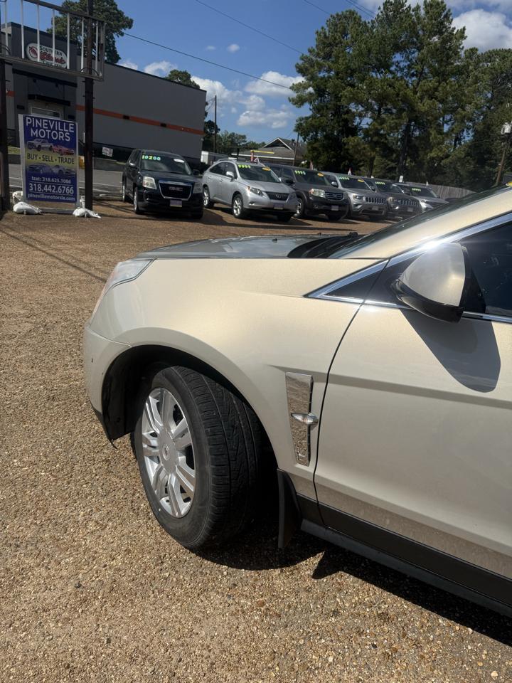 Cadillac SRX Luxury 2012