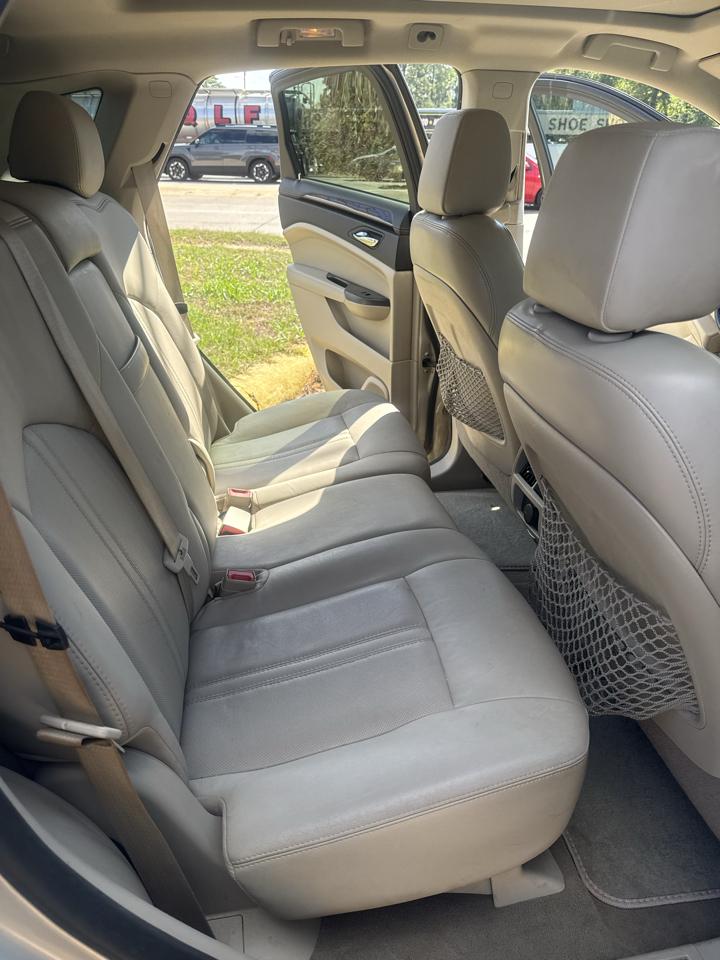 Cadillac SRX Luxury 2012