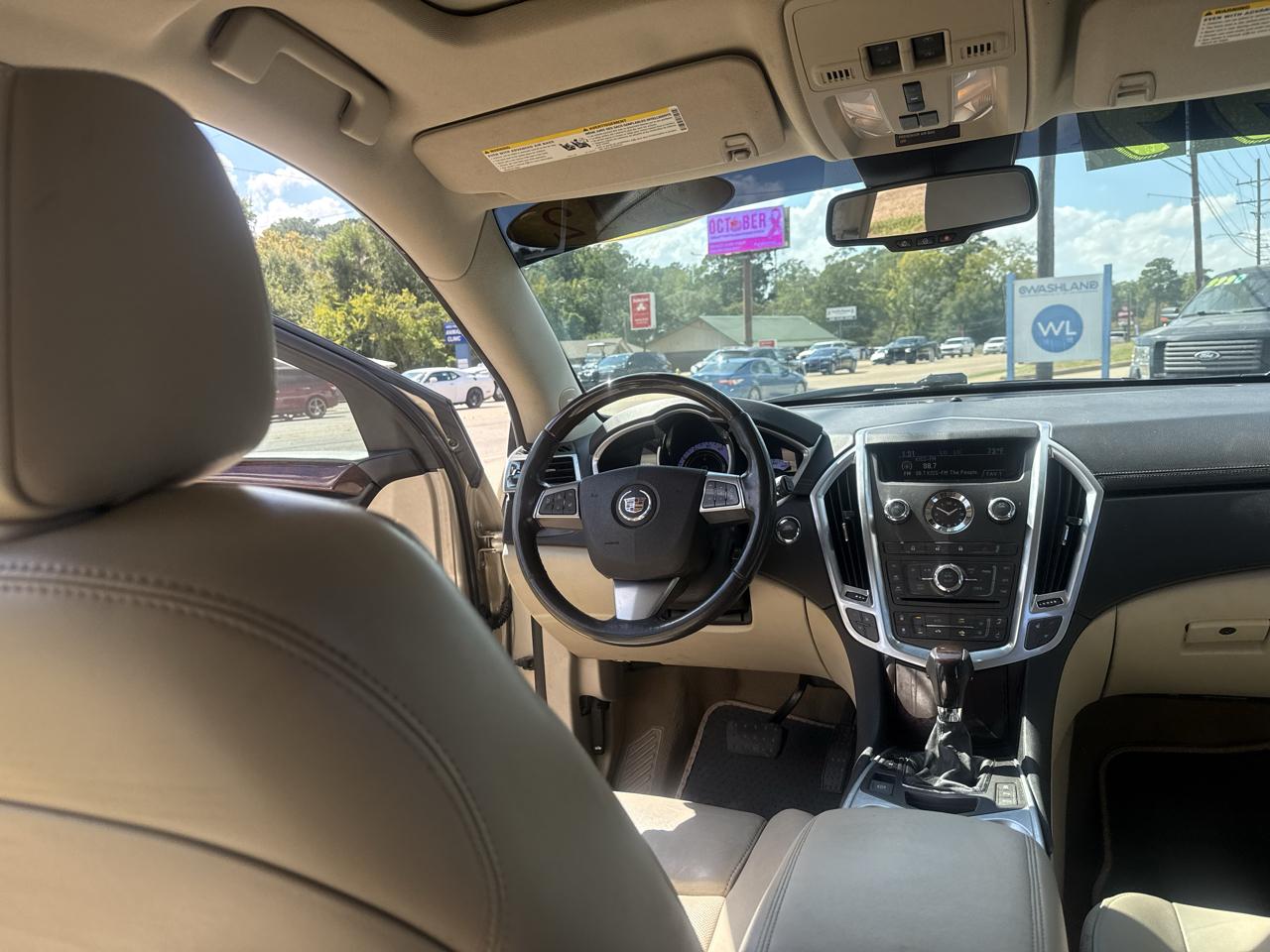 Cadillac SRX Luxury 2012