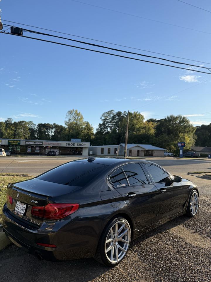 BMW 5-Series 530i 2017