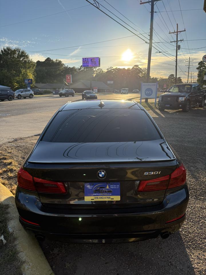 BMW 5-Series 530i 2017