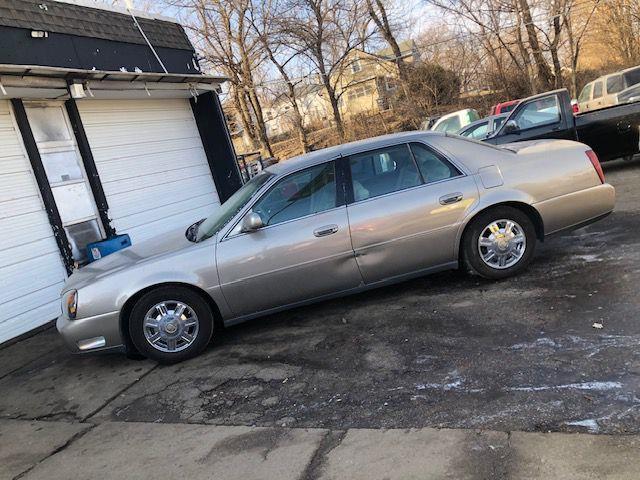 Cadillac DeVille Sedan 2003