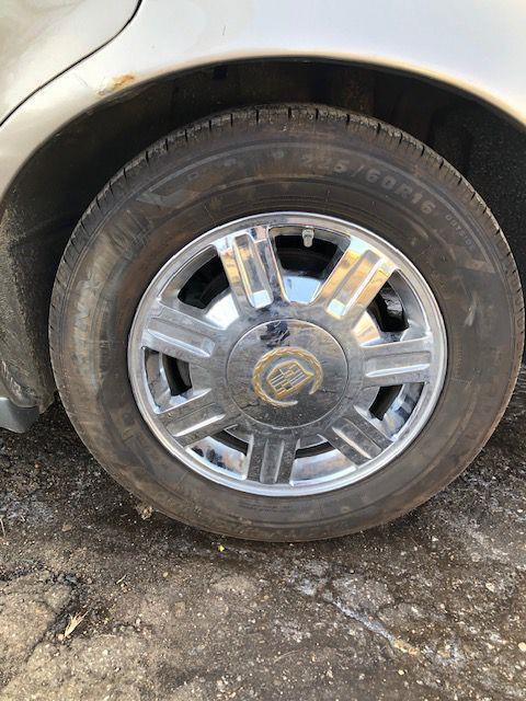 Cadillac DeVille Sedan 2003