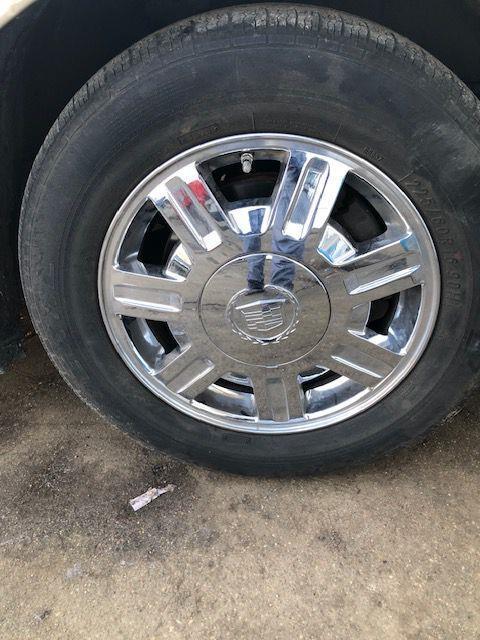 Cadillac DeVille Sedan 2003