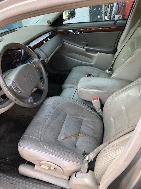 Cadillac DeVille Sedan 2003