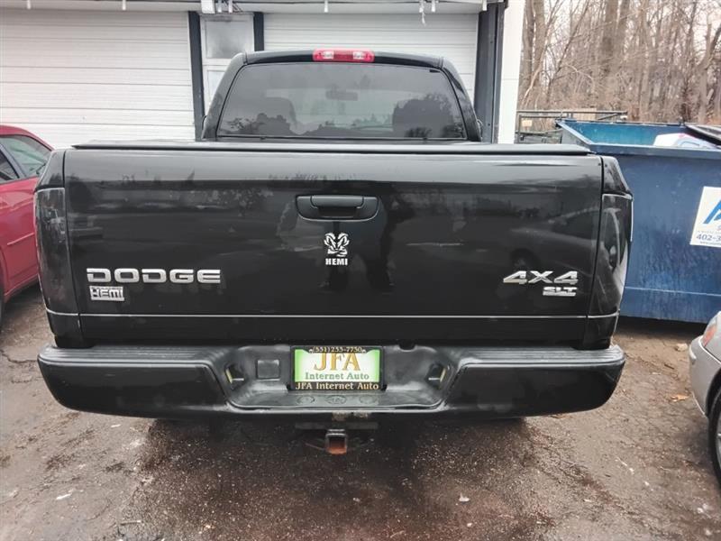Dodge Ram 1500 ST Long Bed 4WD 2003