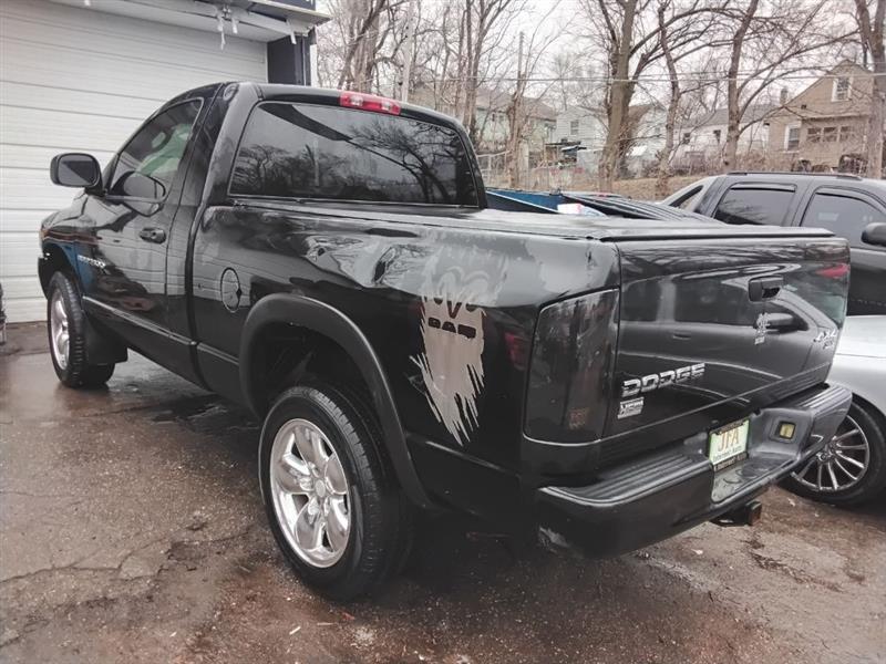 Dodge Ram 1500 ST Long Bed 4WD 2003
