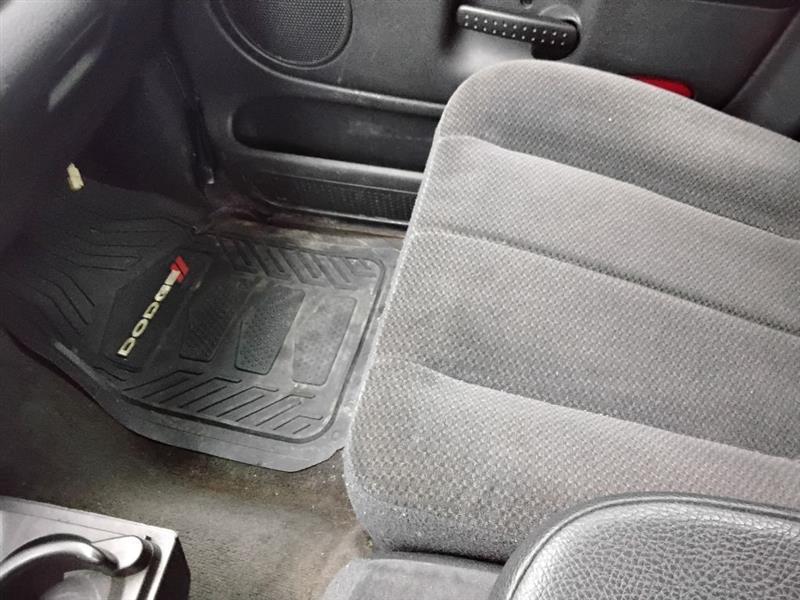 Dodge Ram 1500 ST Long Bed 4WD 2003