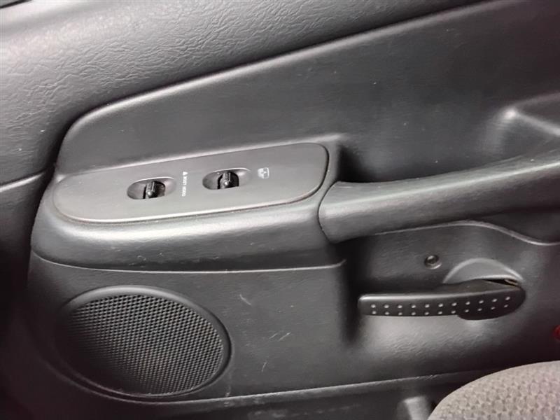 Dodge Ram 1500 ST Long Bed 4WD 2003