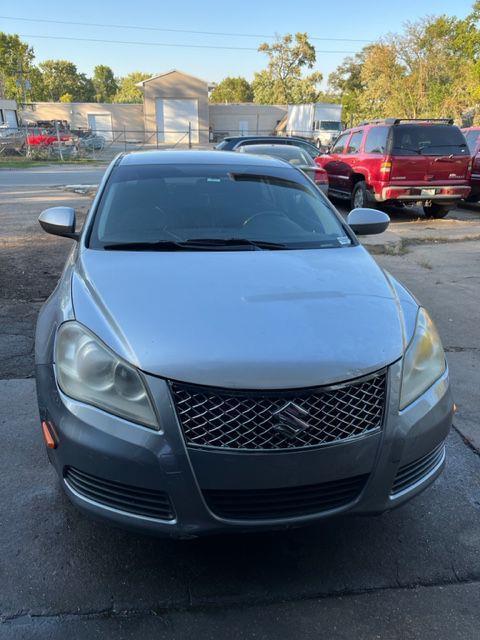 Suzuki Kizashi SE 2013