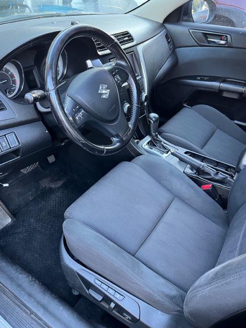 Suzuki Kizashi SE 2013