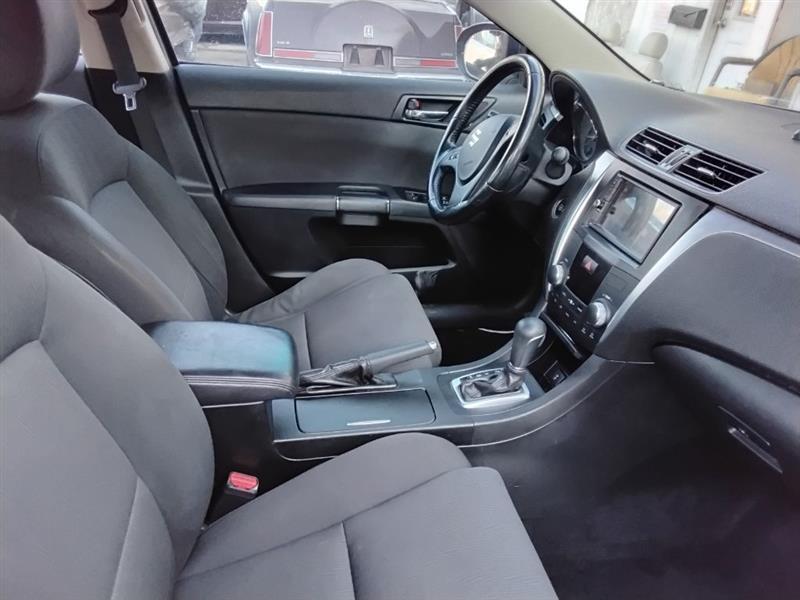 Suzuki Kizashi SE 2013