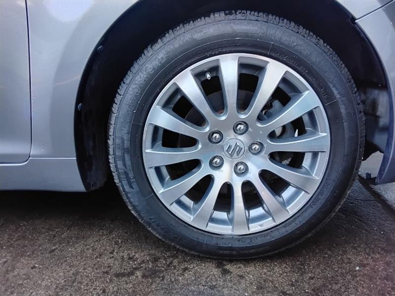 Suzuki Kizashi SE 2013