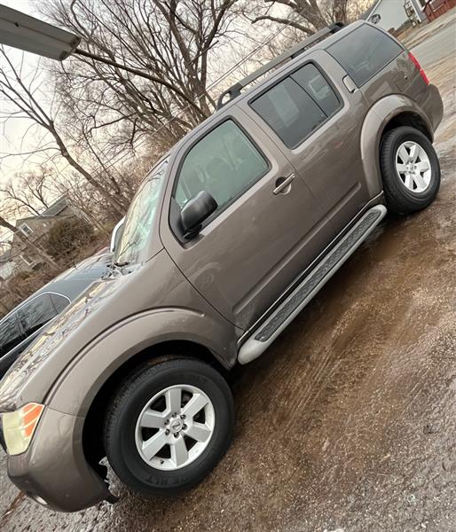 Nissan Pathfinder S 4WD 2008