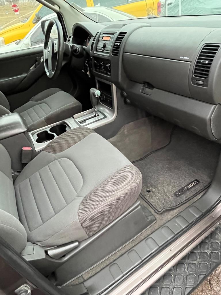 Nissan Pathfinder S 4WD 2008