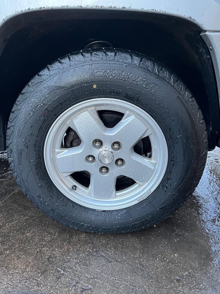 Jeep Liberty Sport 2WD 2007