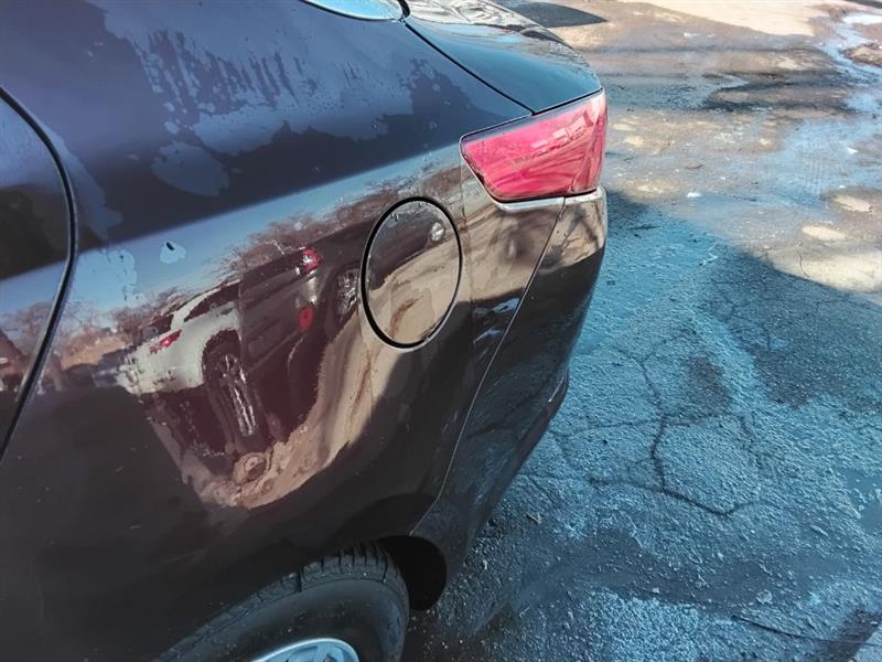 Kia Optima LX MT 2013