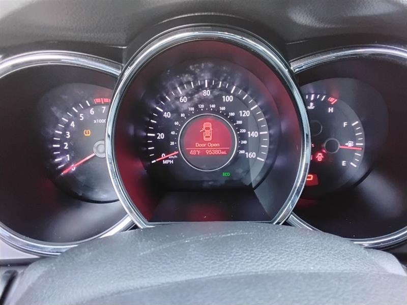 Kia Optima LX MT 2013