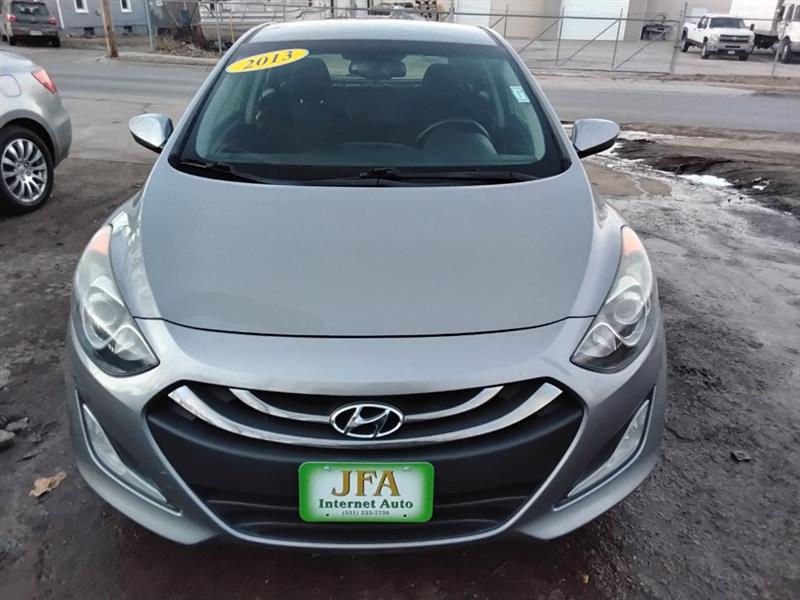Hyundai Elantra GT A/T 2013
