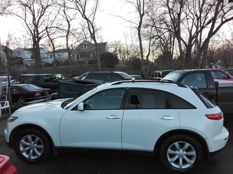 Infiniti FX FX35 AWD 2005