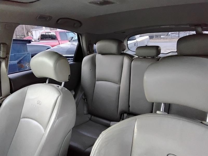 Infiniti FX FX35 AWD 2005