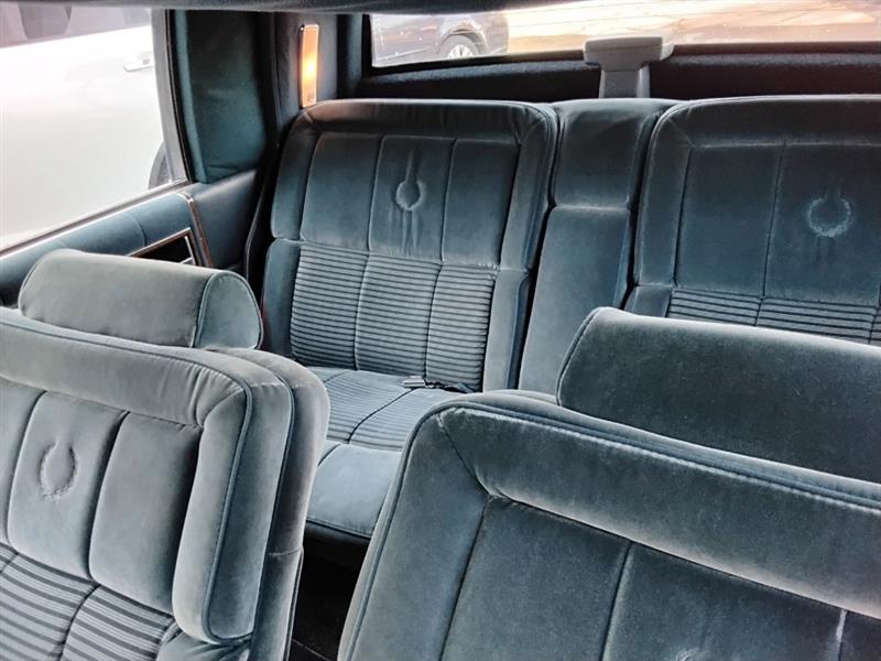 Cadillac DeVille Sedan 1988