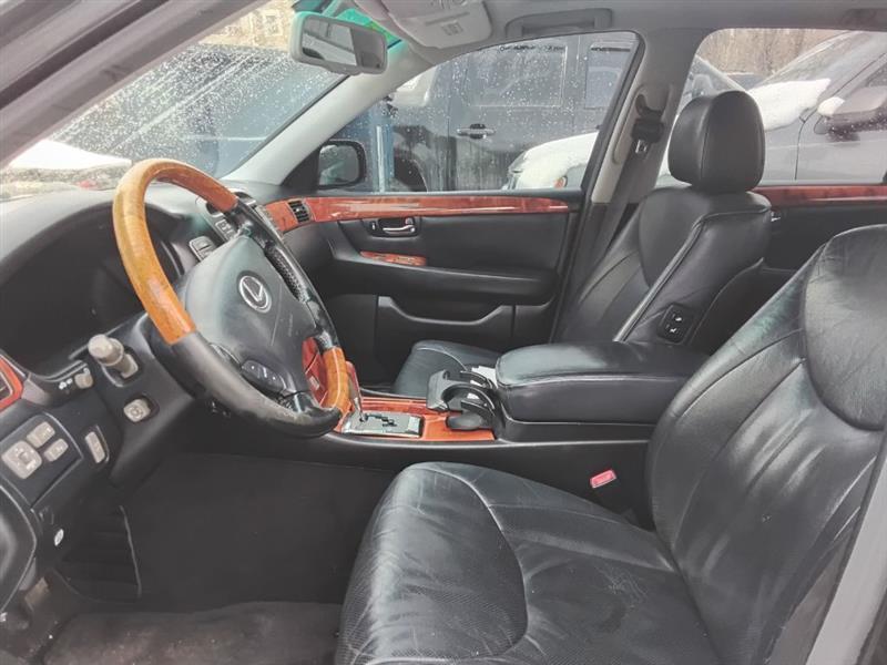 Lexus LS 430 Sedan 2005