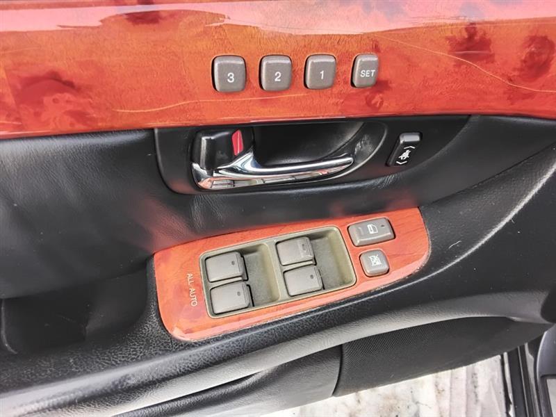 Lexus LS 430 Sedan 2005