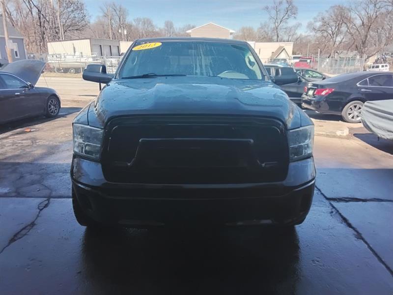 RAM 1500 SLT Crew Cab SWB 4WD 2013