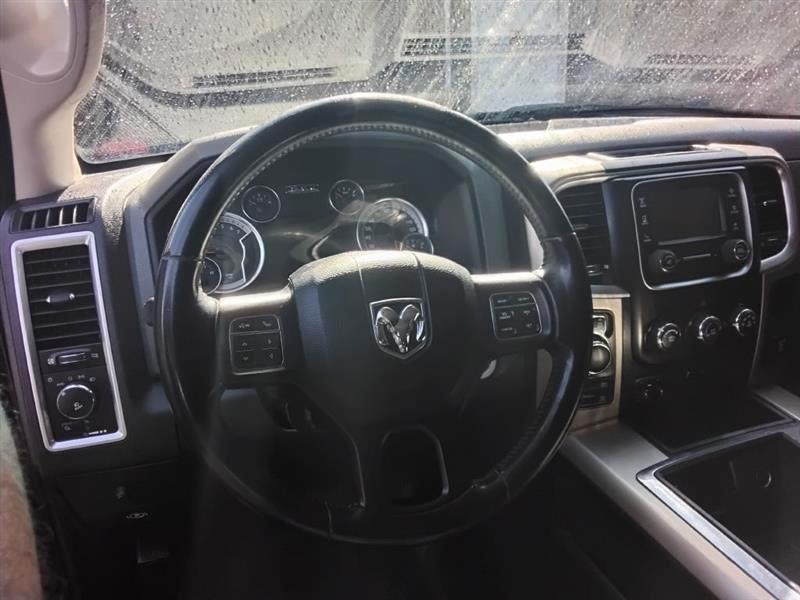 RAM 1500 SLT Crew Cab SWB 4WD 2013