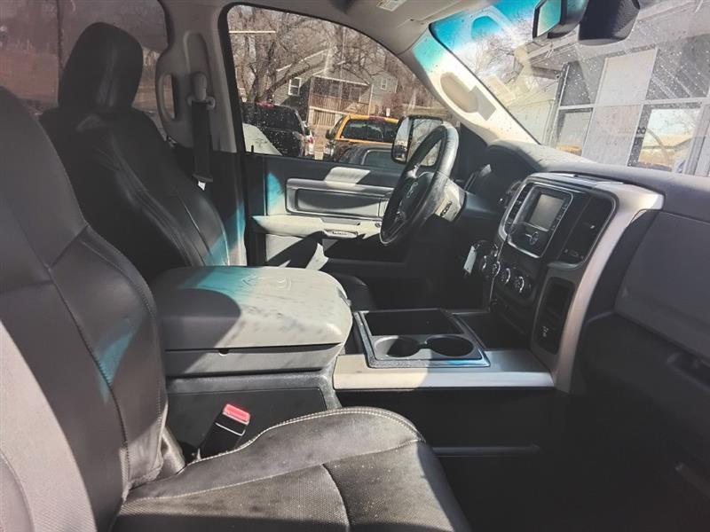 RAM 1500 SLT Crew Cab SWB 4WD 2013