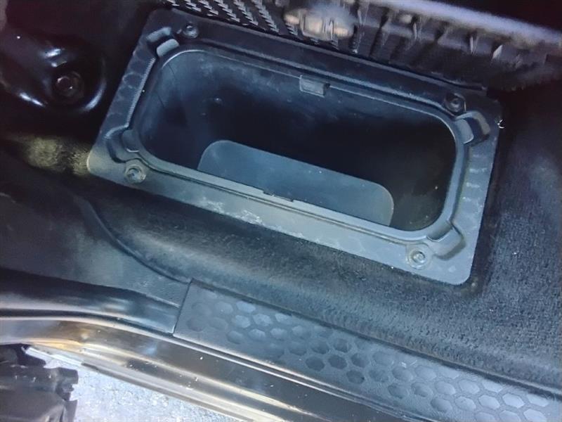 RAM 1500 SLT Crew Cab SWB 4WD 2013