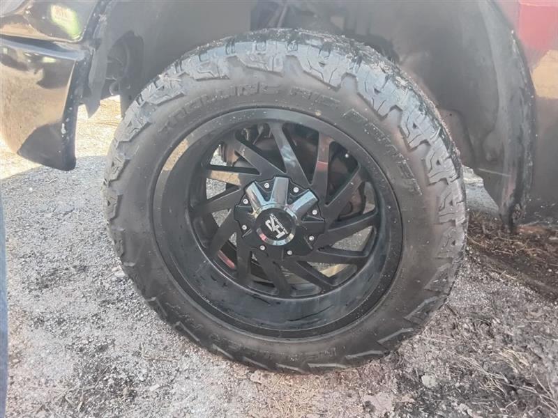 RAM 1500 SLT Crew Cab SWB 4WD 2013