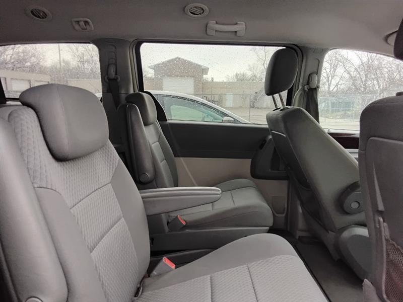 Chrysler Town & Country Touring 2010