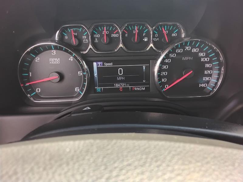 Chevrolet Suburban LT 4WD 2016