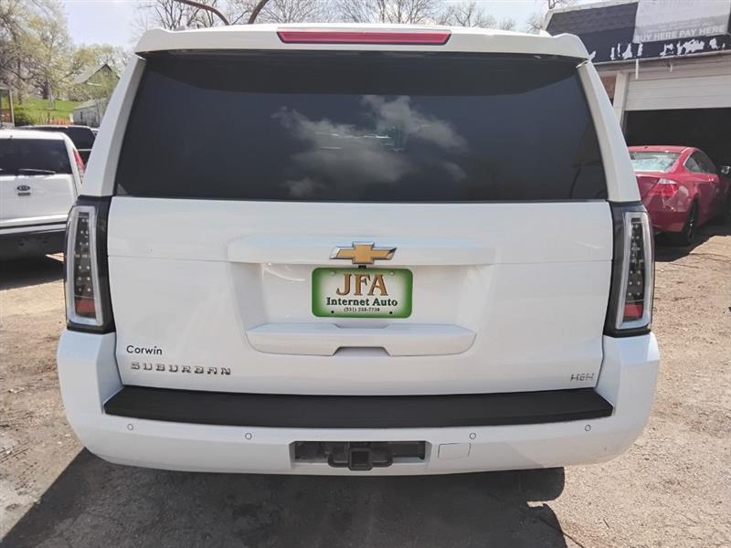 Chevrolet Suburban LT 4WD 2016