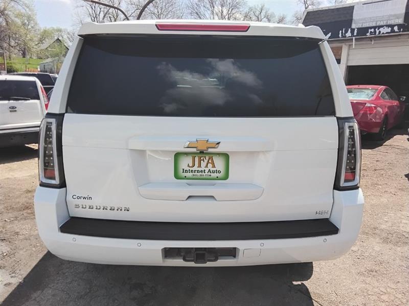 Chevrolet Suburban LT 4WD 2016