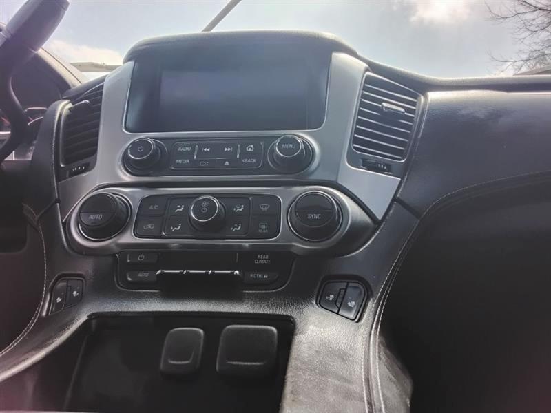 Chevrolet Suburban LT 4WD 2016