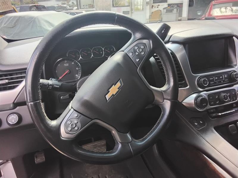 Chevrolet Suburban LT 4WD 2016