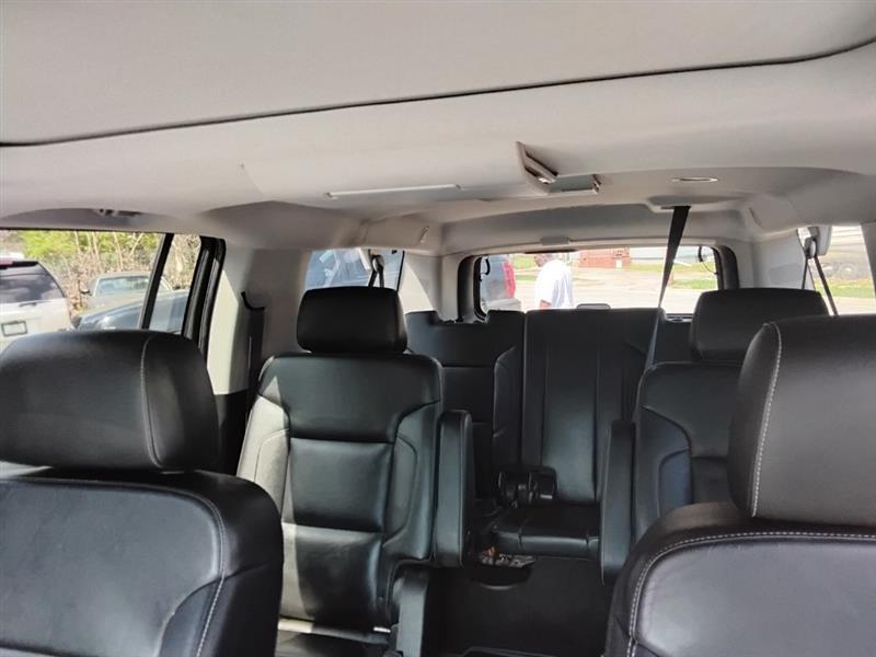 Chevrolet Suburban LT 4WD 2016