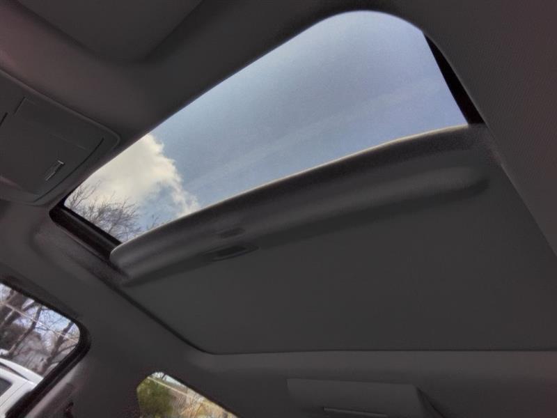 Chevrolet Suburban LT 4WD 2016