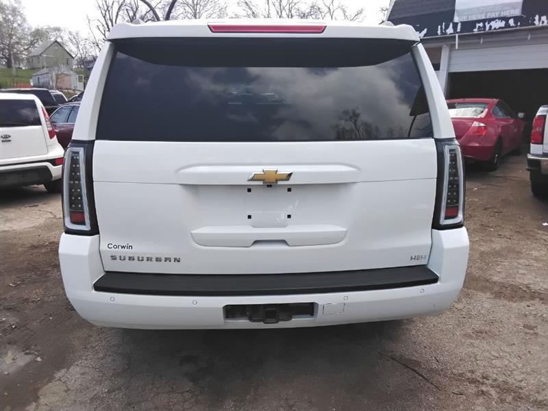 Chevrolet Suburban LT 4WD 2016